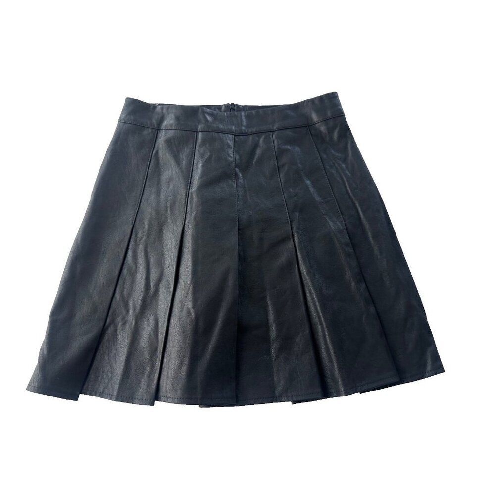 Oak + Fort Women's Medium Vegan Leather Black Mini Pleated Skort Dark Academia